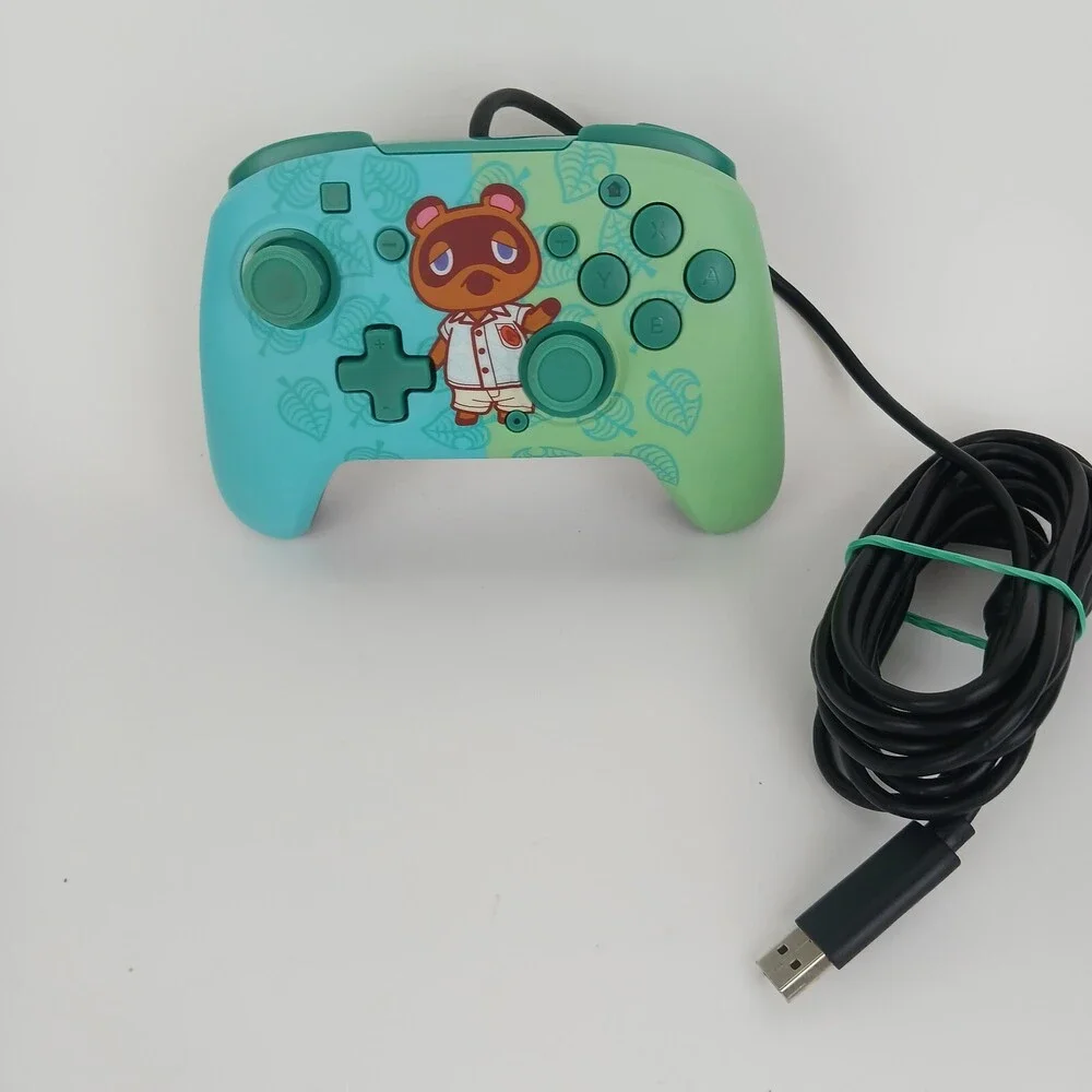 PDP Faceoff Deluxe + Audio Wired Controller For Nintendo Switch Multicolor